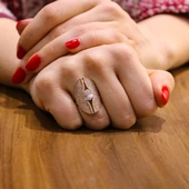 925 Ayar Gümüş Pembe Renk, Oval Tasarım Yüzük thumbnail 1