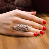 925 Ayar Gümüş Yapraklı Tasarım Yüzük thumbnail 1