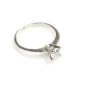 925 Ayar Gümüş 0,60 ct Görünümlü Tektaş Yüzük thumbnail 2