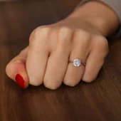 925 Ayar Gümüş 1,30 ct Görünümlü Tektaş Yüzük thumbnail 6