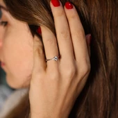 925 Ayar Gümüş 0,60 ct Görünümlü Tektaş Yüzük thumbnail 1