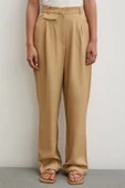 Kemer Detaylı Klasik Pantolon Bej thumbnail 4