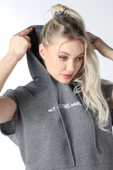 Kadın Baskılı Kapüşonlu Crop Sweat K.gri - 6