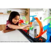 Orjinal Hot Wheels Dev Ahtapot ile Araba Yıkama 1 Metreden Uzun Oyun Seti ve Renk Değiştiren Hotwheels Araba - 2