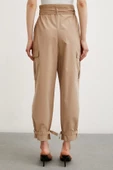 Bel Pileli Kargo Cep Pantolon Bej thumbnail 6