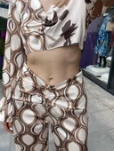 Büzgü detaylı desenli bluz - kahverengi - 2