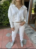 Eşofman Takımı Üst Fermuarlı Alt Paça Ve Kemer Lastikli Ekru Renk thumbnail 2