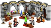 LEGO Harry Potter 76431 Hogwarts Castle: Potions Class thumbnail 3