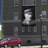 Siyah-Beyaz Askeri Üniformalı Mustafa Kemal Atatürk  Poster Bayrağı ATA44 - 3