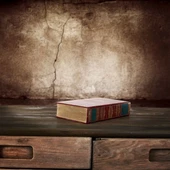 Eski Kitap - Kanvas Tablo thumbnail 2