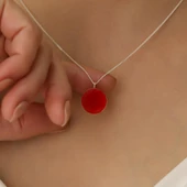 925 Ayar Gümüş Kırmızı Mineli Yuvarlak Model Kolye - CNE00125 thumbnail 4