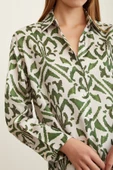 V Yaka Desenli Saten Gömlek Haki thumbnail 3