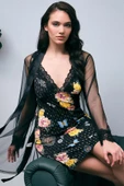 Shopidik  Tül Sabahlık ve Viskon Çiçek Baskılı Dantelli Kısa Gecelik Takım - 1