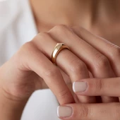 8 Ayar Altın Taşsız Günlük Şık Yüzük - 1