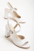 Lovisa Topuklu Beyaz Rugan Kadın Ayakkabı thumbnail 2