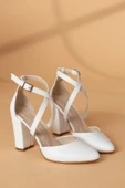 Evan Beyaz Cilt Topuklu Kadın Ayakkabı thumbnail 4