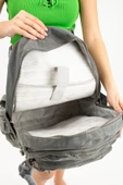 571 collections Ultra Hafif Çok Cepli Krinkıl Sırt Çantası Unisex Gri (Model: 571-3B) thumbnail 4