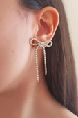 Kadın Özel Tasarım Zirkon Taşlı Kurdele Model Küpe thumbnail 2