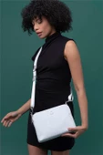 Benetton Beyaz Monogram Eskitme Kadın Çapraz Çanta BNT 1275 - 2