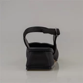 Trend Adımlar Siyah Satin Glow Kadın Sivri Burun Arkası Açık Ayakkabı thumbnail 4