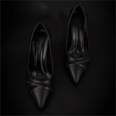 Trend Adımlar Siyah Çapraz Taş İşlemeli Kadın Klasik Ayakkabı thumbnail 5