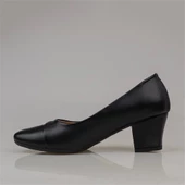 Trend Adımlar Siyah Kesik Burun Özel Üretim Kadın Klasik Ayakkabı thumbnail 3