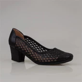 Trend Adımlar Siyah Baklava Desenli Taşlı Kadın Klasik Ayakkabı thumbnail 2
