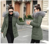 Kışlık Yaka Kürklü Uzun Kadın Şişme Mont - 1