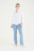 Kadın Oversize İşlemeli Gömlek Beyaz - 4