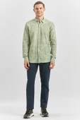 Koyu Yeşil Uzun Kollu Baskılı Gofreli Cepsiz Pamuklu Likralı Slim Fit Gömlek 1004240100 thumbnail 4