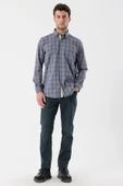 Gri Uzun Kollu Ekoseli Düğmeli Yaka Cepli Garnili Pamuklu Klasik Comfort Fit Gömlek 1004235144 thumbnail 3