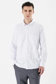 Beyaz Uzun Kollu Baskılı Bez Ayağı Düğmeli Yaka Cepli Pamuklu Comfort Fit Gömlek 1004235164 thumbnail 3