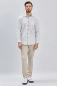 Beyaz Uzun Kollu Ekoseli Sert Yaka Cepli Pamuklu Klasik Comfort Fit Rahat Kesim Gömlek 1004240223 thumbnail 1
