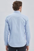 Mavi Uzun Kollu Sert Yaka Cepsiz Pamuklu Likralı Klasik Slim Fit Dar Kesim Gömlek 1004240234 thumbnail 5