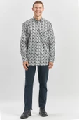 Gri Uzun Kol Kendinden Desenli BASKILI Perfectto Düğmeli Yaka Classic Comfort Fit Gömlek 1004240251 thumbnail 2