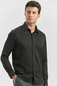 Siyah Uzun Kol Kendinden Desenli Armürlü 032 Sert Yaka Classic Slim Fit Gömlek 1004245153 thumbnail 1