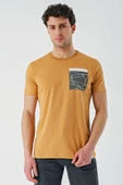 Hardal Baskılı Bez Ayağı Bisiklet Yaka %100 Pamuk Casual Slim Fit Dar Kesim Tişört 1011240169 - 1