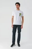 Beyaz Baskılı Bez Ayağı Bisiklet Yaka %100 Pamuk Casual Slim Fit Dar Kesim Tişört 1011240166 thumbnail 5