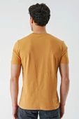 Hardal Baskılı Bez Ayağı Bisiklet Yaka %100 Pamuk Casual Slim Fit Dar Kesim Tişört 1011240169 - 7