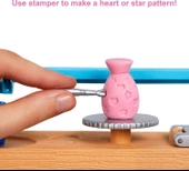 Barbie Sanat Atölyesi Oyun Seti HCM85 thumbnail 4