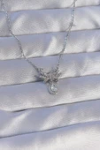 316L Çelik Zincirli Gümüş Renk Zirkon Taşlı Damla Detay Fiyonk Model Kolye thumbnail 1