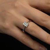 Swarovski Baget Taşlı Gümüş Tektaş Yüzük - 1