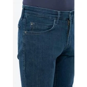 NICHOLAS thumbnail 5