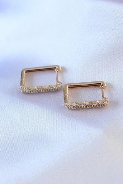 Gold Renk Zirkon Taşlı Kare Model Pirinç Kadın Küpe ürün görseli 1