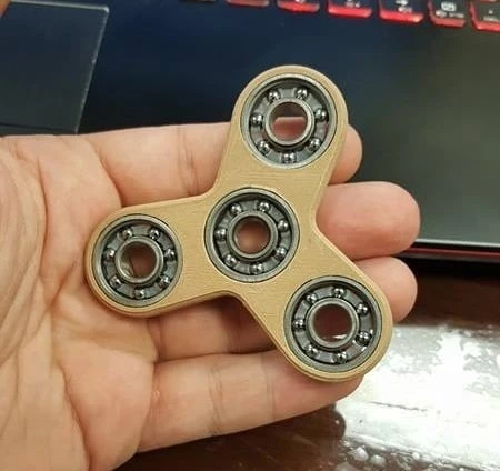 Byrpos Triple Spinner (Edc/fidget Toy) 3Dmarket.online