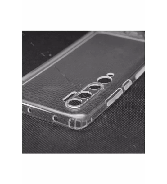 Samsung Galaxy A13 Tıpalı Şeffaf Silikon Kılıf - Resim 3