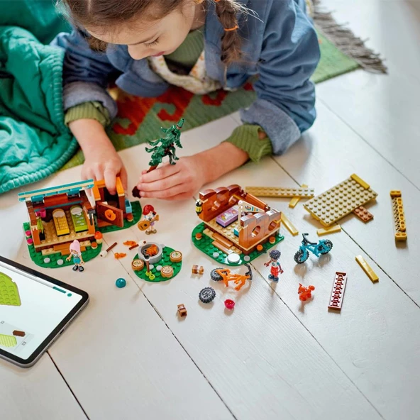 LEGO® Friends Macera Kampı Şirin Kulübeler 42624 - 5