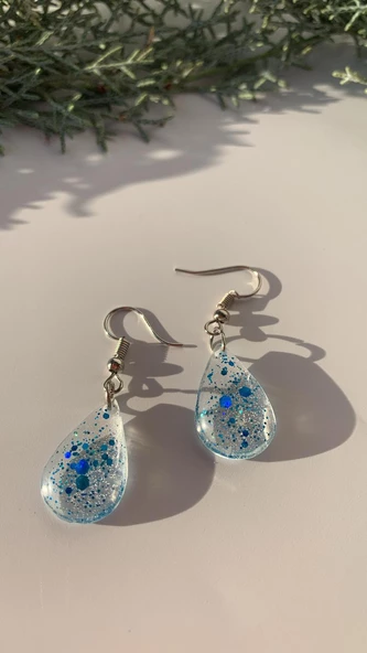 Şeffaf Epoksi İçine Mavi Glitter Süslemeli Gümüş Aksesuarlı Büyük Damla Şekil Epoksi Küpe El Yapımı - 7