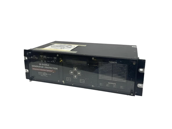Beckwith Electric M-3425A Entegre Jeneratör Koruma Röle Modülü (Kullanılmış)