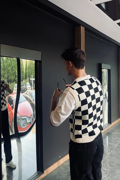 Premium Kare Desenli Süveter - 3